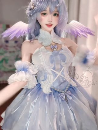 今天周几? #知更鸟 #知更鸟COS #傻狗摇 #COS #cos