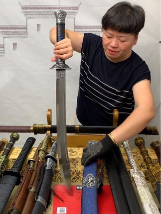 #牛尾刀#冷兵器#男人的玩具#工艺品@DOU+上热门
