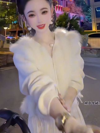 #开衫毛衣 #洋气百搭 #减龄显瘦 #秋季穿搭 #气质穿搭