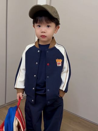 哇哇哇!巨好看的#MQDMINI 新品汉堡薯条棒球服,反季上新真的巨好看!你看库存没多少了,喜欢的别犹豫!#高品质童装 #儿童棒球服 #专柜品质 #萌娃穿搭