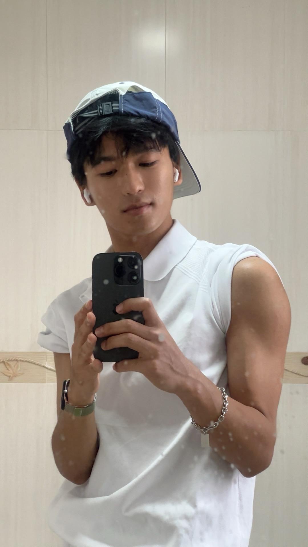 词穷时的我。真的上档次#黑皮 #高中生 #直男