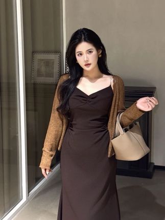 大码胖mm秋季新款显瘦收腰气质开衫+吊带连衣#高级感穿搭 #今日穿搭 #大码女生 #女装裙子连衣裙 #黑色连衣裙
