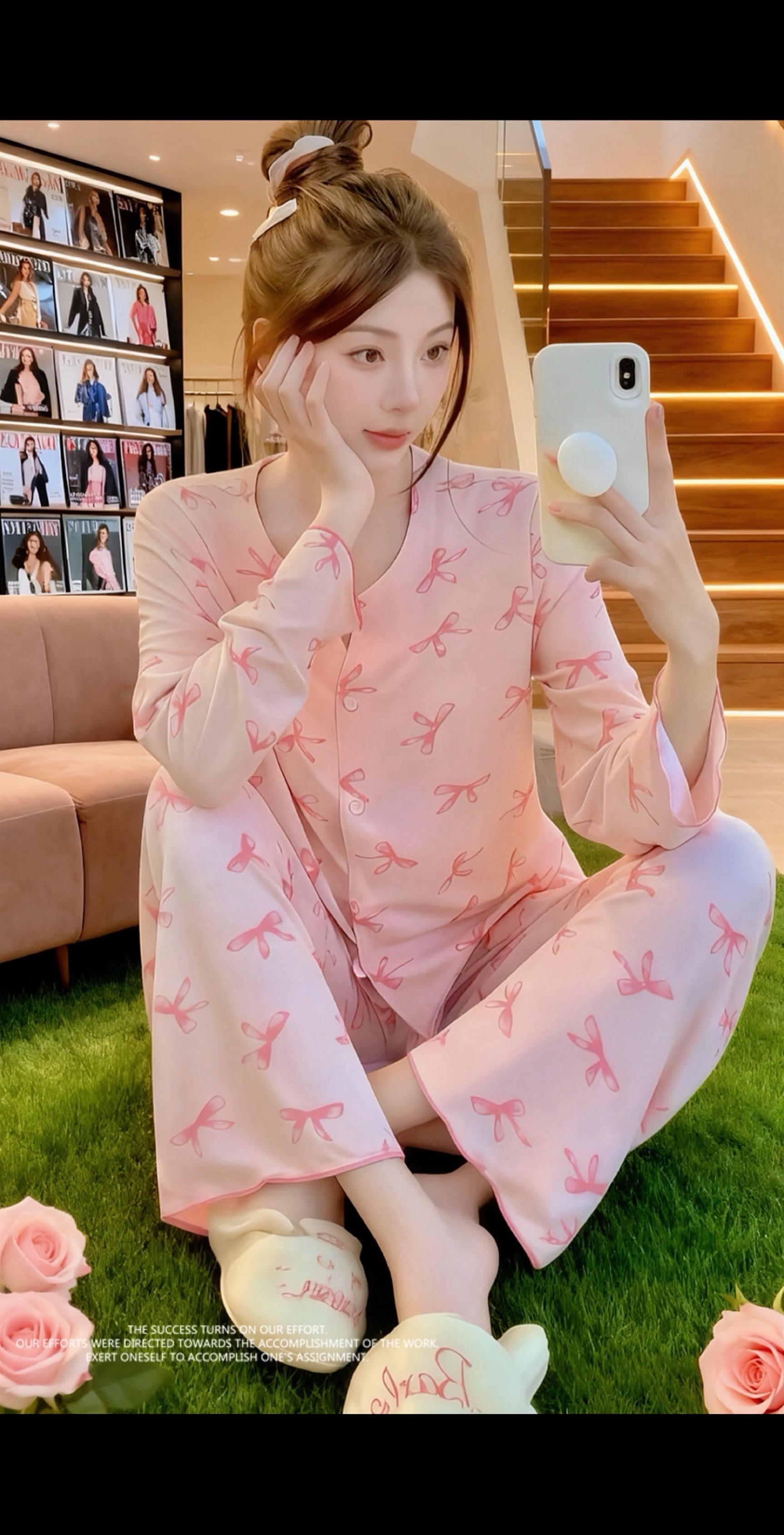 #宅家睡衣秀 #在家也要美美哒 #睡衣家居服 #少女心爆棚#甜美穿搭@抖加🔥上热门🔥dou+🔥热点宝 @抖音小助手