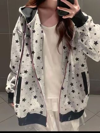 星星印花连帽卫衣女早秋穿搭宽松拉链外套上衣#时尚穿搭 #卫衣外套穿搭 #甜美穿搭 #学生党穿搭 #穿搭分享