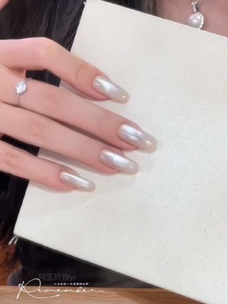 #显白美甲 #好看的美甲 #夏天美甲 #超好看的美甲 #穿戴甲
