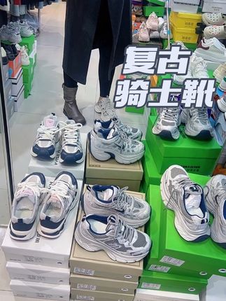 特别好穿的,骑士靴,百搭,洋气,姐妹们,入手咯,搭配打底衫,搭配小脚裤……都可以呢