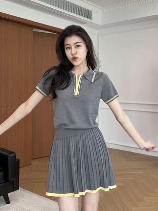 少女感十足,减龄套装,有长裙有短裙,个人觉得短裙很好看一些#穿搭 #显瘦穿搭 #减龄穿搭 #仙女必备 #谁穿谁好看