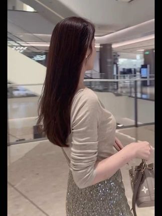 生活从来不是选择,而是热爱。你用心对待它,它才会回馈你惊喜。#积极乐观正能量 #人间百态 #热爱生活 #情感共鸣 #每日穿搭