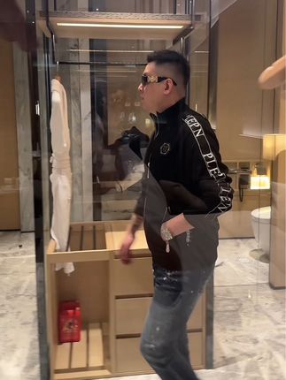 #夹克外套 #夹克 #牛仔裤 #PP男装 #外套男 一次次重新建立自己。