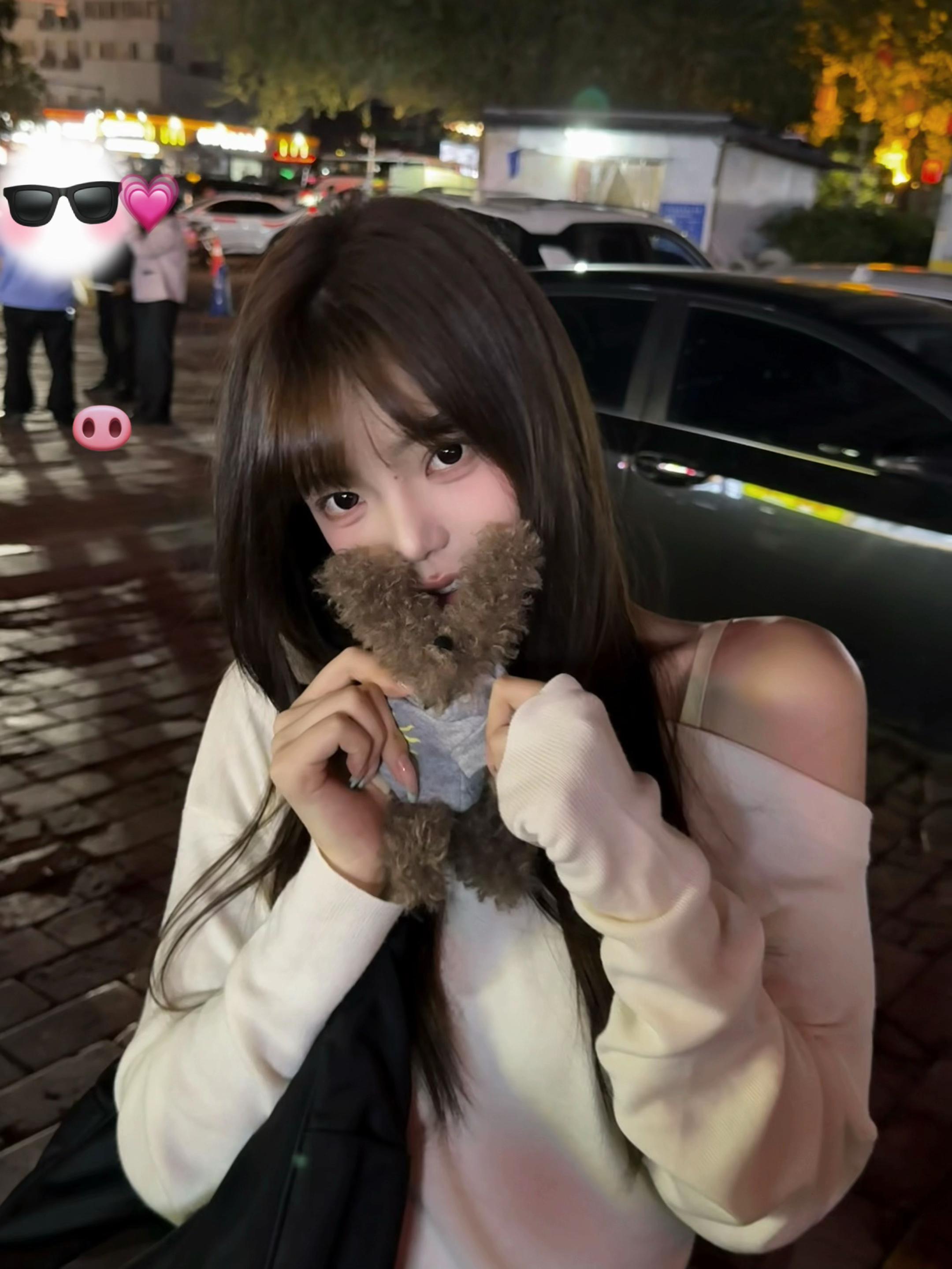 亲爱的 在你心里 我是否还是初见时可爱的形象