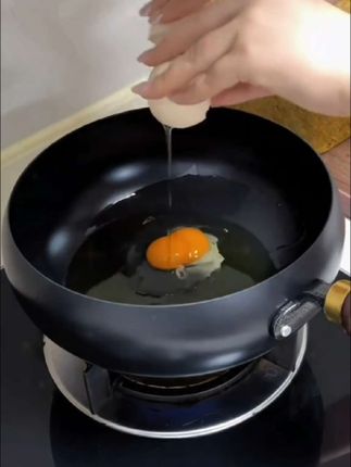 大家们,这价格能买到章丘手工捶打铁锅,炒菜,煎鱼煎蛋都不沾,烹帝古法大肚锅正宗家用小铁锅不粘锅平底炒菜炒锅加厚#厨房好物 #在家做美食 #好物推荐分享 #大肚锅 #在家做美食