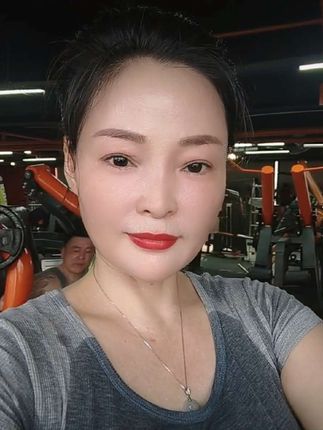 斩断昔日旧枷锁,方知今日我是我,往后见山见海见自己!
