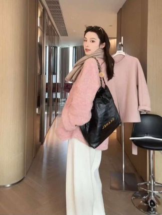 #甜美穿搭 #温柔穿搭 #慵懒风穿搭 #外套穿搭 #毛衣穿搭