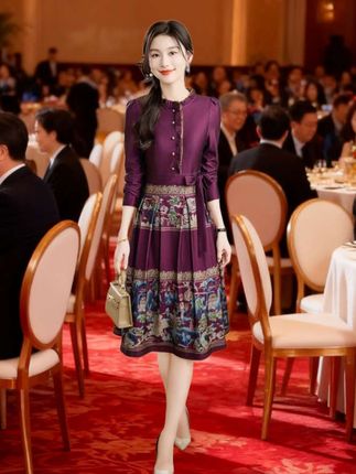 喜妈妈婚宴中式礼服#婚庆礼服 #婚礼妈妈礼服 #新中式穿搭 #婚宴礼服 #时尚洋气