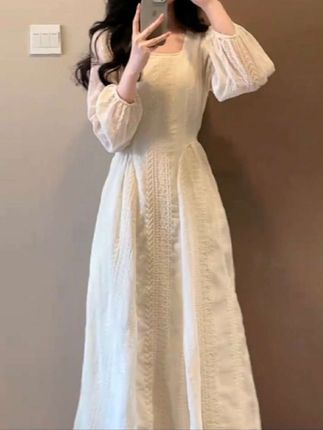 2025新款温柔风重工连衣裙女早秋季发生初恋系白色长裙#精致穿搭 #温柔风穿搭 #遮肉显瘦遮肉减龄 #爆款热卖中 #品质女装