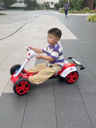 #儿童玩具#儿童玩具电动卡丁车 #萌娃骑车 #玩具车 #卡丁车