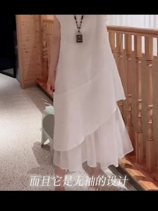 夏季新款时尚洋气不规则棉麻连衣裙无袖拼接花边宽松显瘦中长裙
