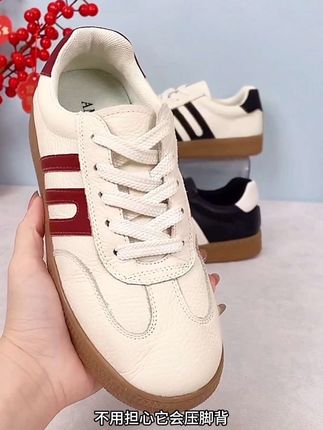 头层牛皮德训鞋男女真皮2025新款小白鞋防滑耐磨情侣款休闲板鞋#软底软面穿上超舒服 #脚宽脚胖都可以 #百搭小白鞋 #时尚百搭女鞋 #好穿不累脚