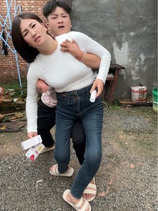 #喷脚王