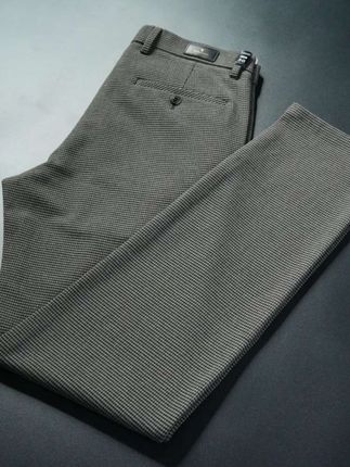 #男士必备 秋冬新款亲肤保暖柔软舒适千鸟格男士休闲裤弹力舒适易打理男裤#面料柔软舒适 #又美又飒 #气场全开 #显瘦穿搭