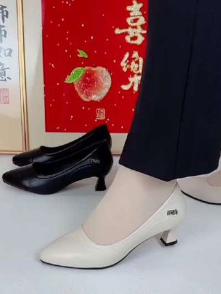 #秋季上新#高跟鞋#洋气减龄 #好穿又好搭 #显高显瘦显腿长