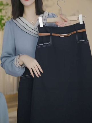#穿搭 #每日分享 #半身裙 #女装 #轻奢女装