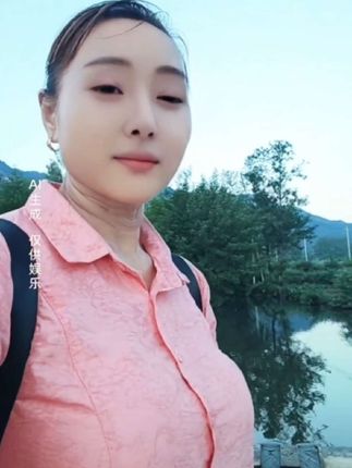 #爱家乡的山水情,从幼儿园地走到老年归宿一直在这片土地上,谈不上是光芒万丈。但是也有喜有乐的生活比较充实,愿我的余生度过美好的夕阳红。