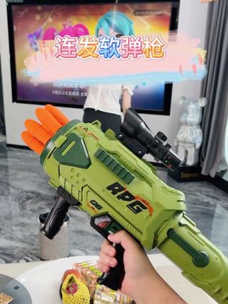我的天呐,哪个小男孩拒绝这么这么炫酷的连发大炮~用来当作#生日礼物 他一定很开心~#炫酷玩具 #连发软弹枪