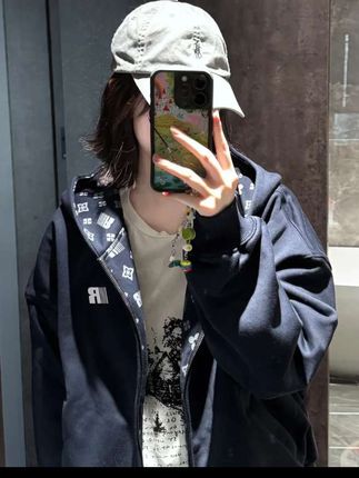 内里字母印花好好看 #卫衣穿搭 #卫衣控 #开衫外套 #潮牌男女同款 #秋季穿搭cleanfit杀回来了