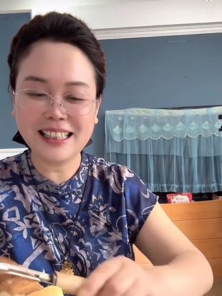 雪莲果你们还没有吃过的一定不要错过哦 #雪莲果