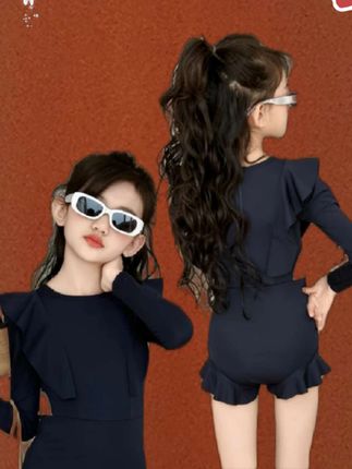 女童游泳衣时尚新款大女孩初中生保守连体泳衣儿童防晒泳装#女童泳装 #泳衣 #泳装穿搭 #保守泳衣 #泳装推荐