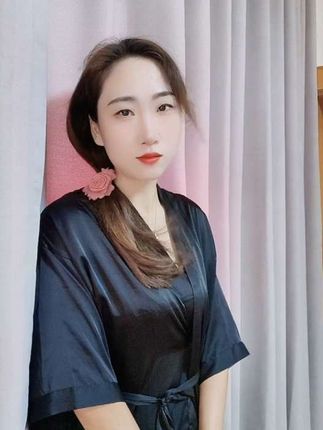 “到了一定的年龄一定要懂得静而不争万般随缘生命有很多事情其实早已注定”·…我们要多和心眼好的人相处,因为心眼好的人骨子里藏着善良,跟这样的人做朋友,即便有一天闹了矛盾,ta也不会去伤害你。#表演我是认真的 #女人味