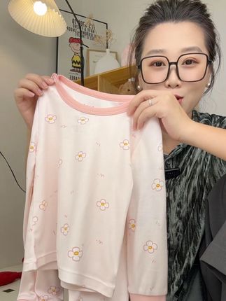 妈妈们,纯纯清库存系列啊!还是#ibaby 家竹棉的秋衣裤套装 可软糯爽滑了 撸猫一样的手感#宝宝睡衣 #儿童秋衣秋裤 #儿童家居服