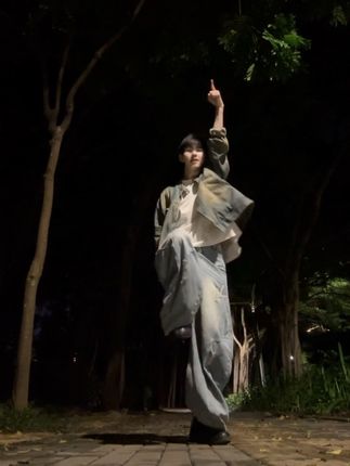 拉椅子偶来啦#抖音潮流舞蹈大赛 #RIIZE #GETAGUITAR #拉椅子 #翻跳