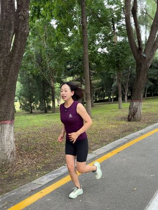 辉腾男女同款运动鞋,跑步跳操日常都能穿,脚感好,样式好看还有运费险#运动鞋 #跑鞋 #辉腾