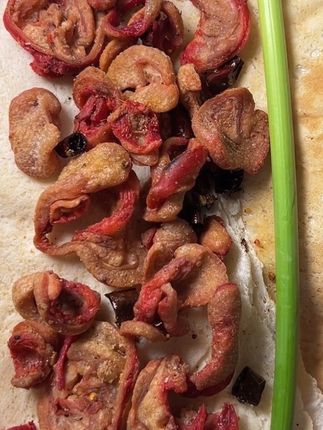 #煎饼卷万物,听说这个菜只有临沂才有,出了临沂就吃不到了,你知道这个特色菜是什么东西做的吗?十一假期逛琅琊古城,吃临沂特色卷煎饼#好吃到停不下来 #强烈推荐 #琅琊古城#好吃到停不下来