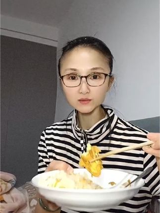 需要的朋友们点击下面琏接下单,咱有家有口的人不作损,决不丧良心,就是地地道道的高山土鸡蛋!运动量大满山跑的土鸡蛋!#土鸡蛋#闽南话#石狮热点@