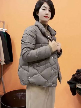 #日常搭配 #减龄气质 #外套穿搭 #遮肚显瘦 #休闲外套