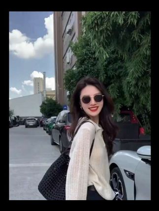 2025早秋新款懒惰风松弛感出游穿搭靓丽小衫高级感百搭休闲裤套装