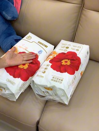 宜婴红山茶花纸尿裤#超薄透气 #母婴好物 #萌娃必备屁粮 #母婴好物分享