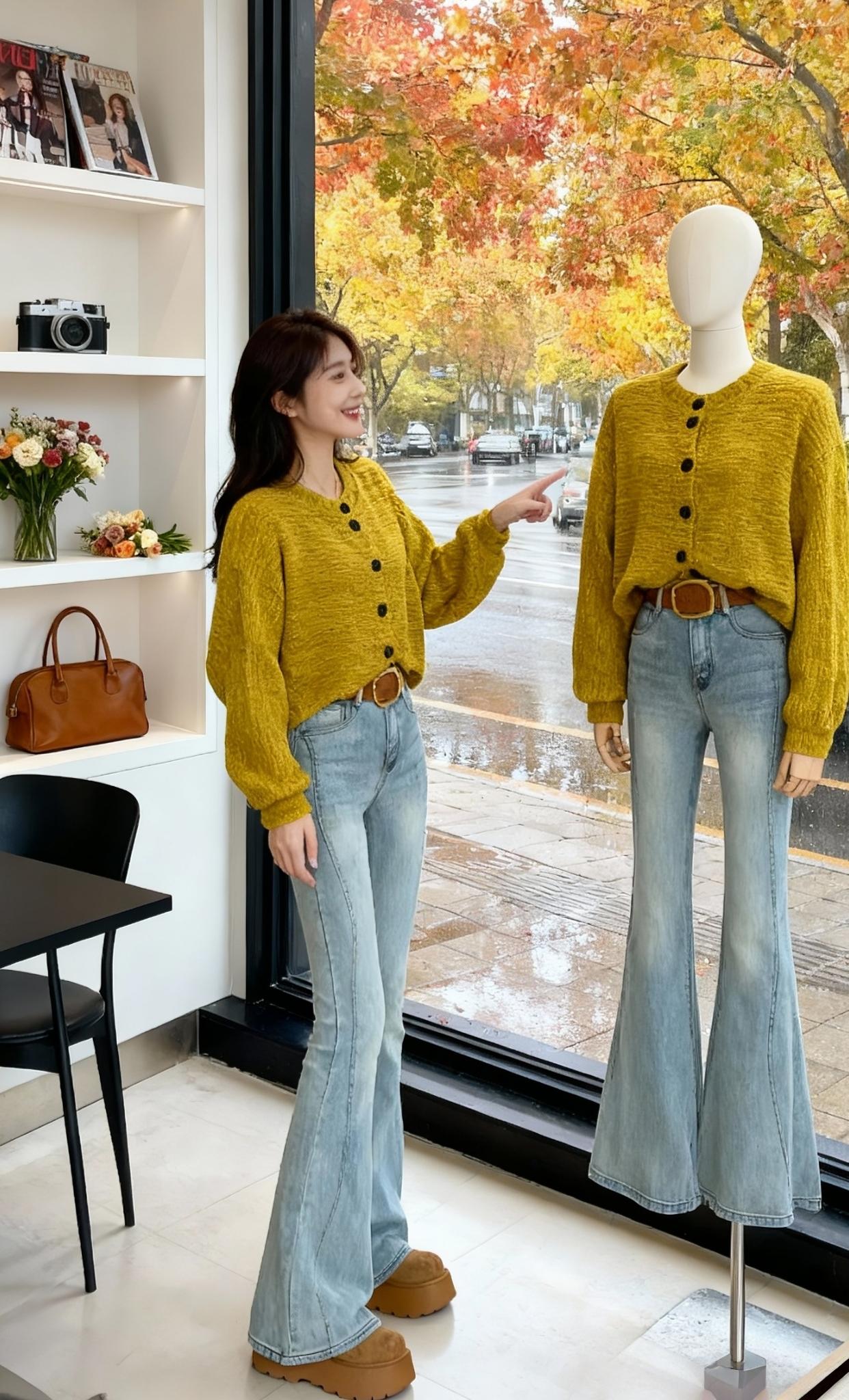 设计感高腰加绒微喇牛仔裤秋季新款显瘦气质牛仔裤#牛仔裤 #牛仔裤穿搭 #微喇牛仔裤 #每日分享