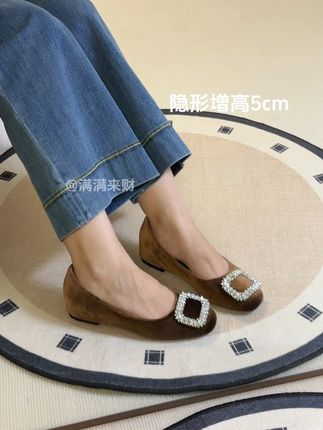 隐形增高5cm,可以暴走的超软丝绒单鞋!拍正码! #只做高品质 #便宜又好穿 #软底软面超好穿 #美鞋控 #气质百搭