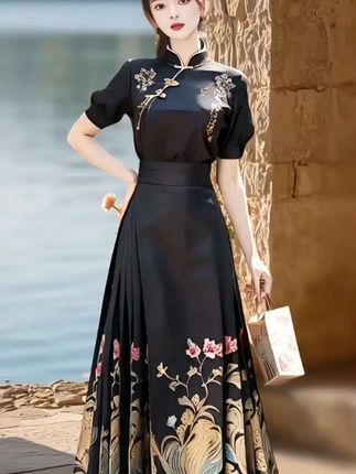 新中式国风可上班穿的马面裙套装,日常百搭绣花汉服#优雅气质 #婚庆礼服 #时尚潮流穿搭 #马面裙#通勤搭配