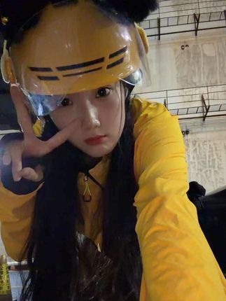 我总是一个人从午夜到凌晨#外卖小哥 #一个人走在街头 #174#孤身摇