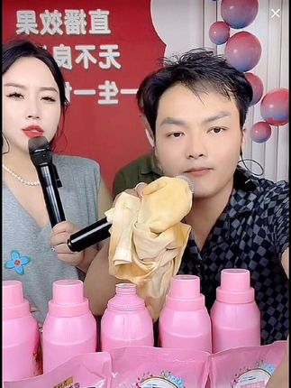 家人们,衣特蓝洗衣液一共到手6瓶还送3袋,味道非常好用,如果到手不好用直接给小强退回来#记录日常生活 #记录真实生活 #洗衣液 #太划算了