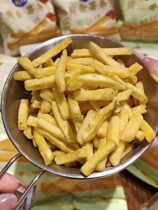 脆升升新品黄金薯条有活动了!#薯条 #追剧小零食 #脆升升 #零食推荐 #太好吃了