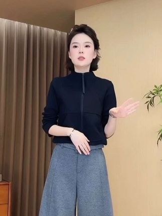 欧尼私服2025秋季新款直筒宽松百搭半松紧毛呢 休闲裤#面料舒适 #时尚裤子 #百搭 #毛呢休闲裤 #休闲裤