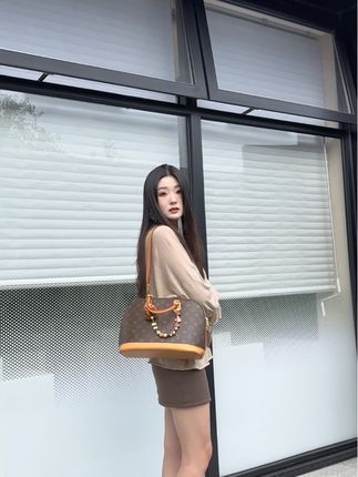 去爱具体的生活#lv #lv包包必买经典款 #lv贝壳包 #包包 #包包推荐