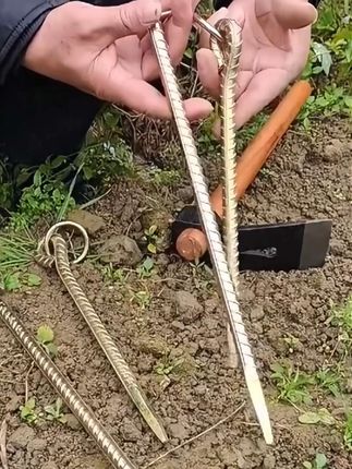 栓牛地桩铁撅子牲口栓牛栓狗栓羊栓马地桩帐篷钉地铁钉#五金工具 #养殖基地 #帐篷营地