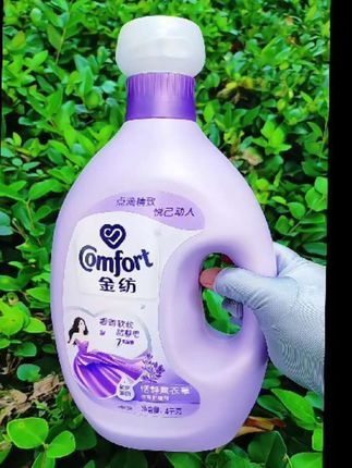 金纺薰衣草柔顺剂 家用柔软衣物 洗衣液清新花香 柔软抗静电 蓬松 不僵硬 持久留香